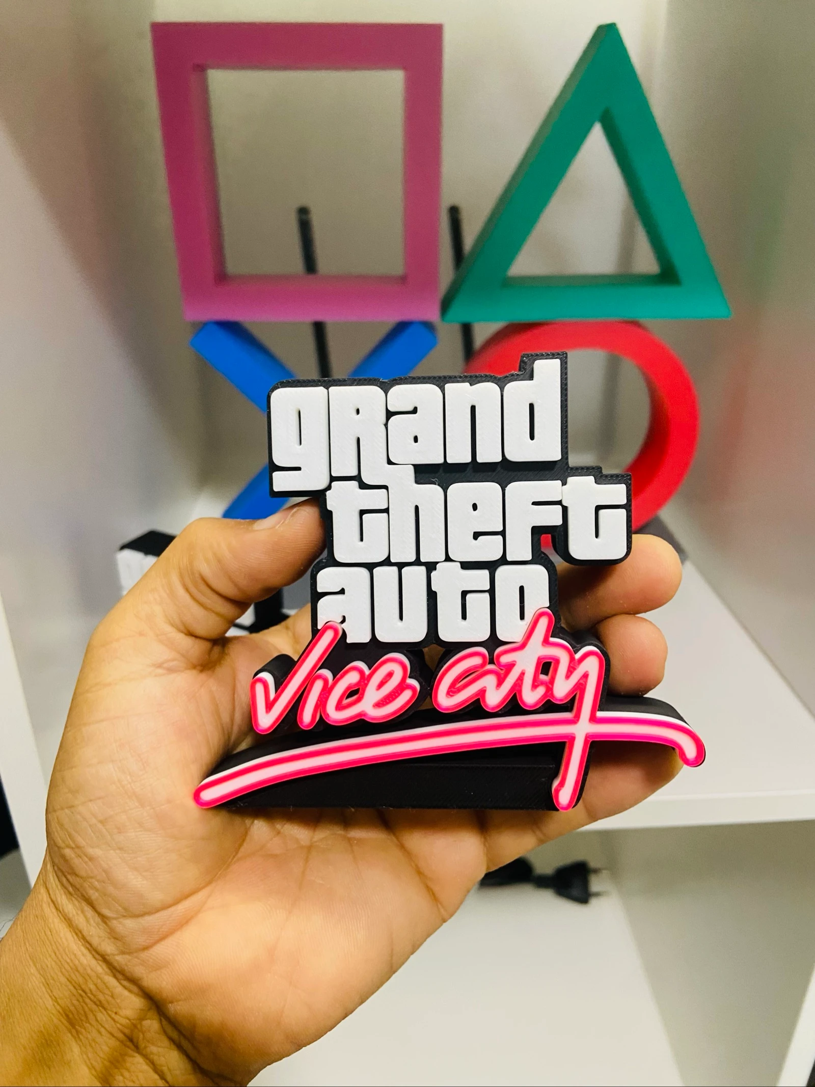 GTA - Set of Decorative Plates (San, Vice and 4) – photo 4